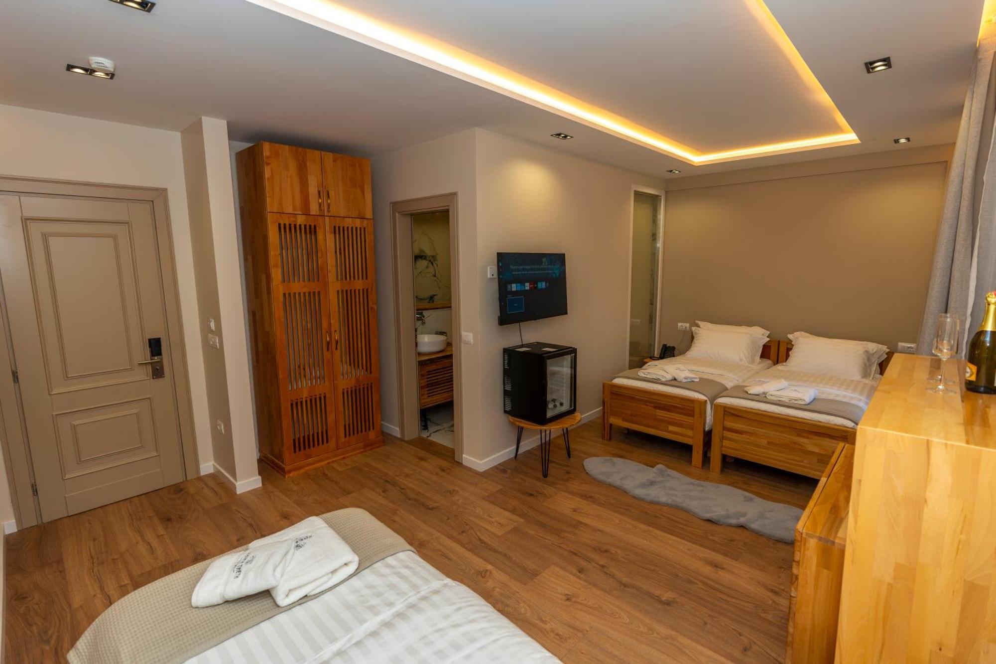 Hotel Jezerca Theth Extérieur photo